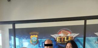 Tidak Pakai Sabuk Keamanan, Lantas Polda Kepri Bersama Imigrasi Tindak Satu WNA Sanksi ETLE Salah satu WNA diberi sanksi pelanggaran ETLE oleh Direktorat Lalu Lintas Polda Kepri, di Posko ETLE Ditlantas Polda Kepri Rabu (23/11) F,Ditlantas Polda Kepri