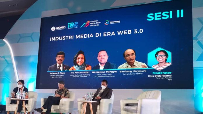 Gelaran event Indonesian Digital Conference (IDC) 2022 yang digagas Asosiasi Media Siber Indonesia (AMSI) resmi dilaksanakan di Ballroom 1 Hotel JS Luwansa, Jakarta, Selasa (22/11) f,AMSI