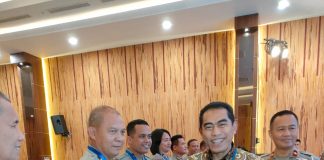 Ditlantas Polda Kepri Terima Penghargaan Pengembangan ETLE Terbaik Polda Kepri mendapatkan penghargaan dari Vice President Bank BRI, Pram Purnama karena telah berperan aktif dalam pengembangan penegakan hukum berbasis digital yakni ETLE, Kamis (1/12) F,Polda Kepri