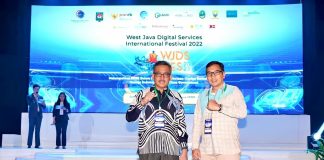 Hadiri West Java Digital Service International Festival 2022, Sekda Batam Jefridin Sebut Butuh Komitmen Segenap Stakeholders Pentingnya Skema Digital Services Living Lab Sekretaris Daerah (Sekda) Kota Batam, Jefridin Hamid, mewakili Wali Kota Batam, Muhammad Rudi, menghadiri West Java Digital Services International Festival 2022 (WJDS IFES 2022) di Kampus IPDN Jatinangor, Sumedang, Kamis-Jumat (22-23/12). F,Pemko Batam