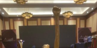 Pemprov Kepri Terima Penghargaan Kategori Pemprov ‘Indonesia Melayani’ pada ARM 2022 Pemprov Kepri meraih penghargaan Anugerah Revolusi Mental (ARM) yang digelar Kementerian Koordinator Pembangunan Manusia & Kebudayaan RI bersama Gerakan Nasional Revolusi Mental. Pemprov Kepri meraih penghargaan Kategori Pemerintah Provinsi, Indonesia Melayani F,Diskominfo Kepri