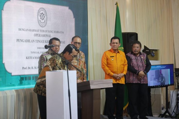 Ketua Mahkamah Agung RI, H.M. Syarifuddin meresmikan dua Pengadilan Tingkat Banding baru di Provinsi Kepulauan Riau, yakni Pengadilan Tinggi (PT) Kepri dan Pengadilan Tinggi Agama (PTA) Kepri di Gedung Sementara Pengadilan Tinggi Kepri, Jalan Ahmad Yani Tanjungpinang, Senin (05/12) F, Diskominfo Kepri