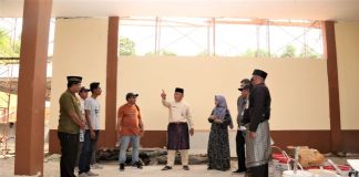 2023, Pulau Penyengat Punya Tempat Pengelolaan Sampah Reduce Reuse Recycle Wakil Wali Kota Tanjungpinang, Endang Abdullah mengatakan saat ini di pulau Penyengat menghasilkan sedikitnya 1,2 ton sampah setiap harinya. Dengan dibangunnya tempat pengelolaan sampahreduce reuse recycle (TPS3R) di Pulau Penyengat tentunya akan mengurangi sampah di pulau Penyengat. F,Diskominfo Tanjungpinang