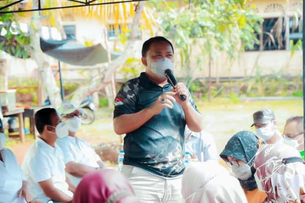 Wakil Wali Kota Tanjungpinang, Endang Abdullah mengimbau masyarakat untuk membersihkan lingkungannya masing-masing guna mencegah penularan demam berdarah denggue yang dibawa oleh nyamuk aedes aegypti F,Diskominfo Tanjungpinang