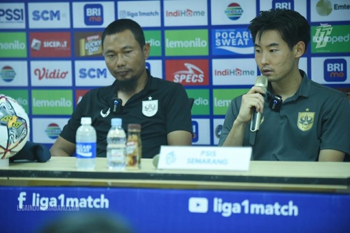 Pemain asal Jepang, Ryo Fujii yang bermain untuk tim PSIS Semarang langsung diturunkan pada laga pertama tim di putaran kedua BRI Liga 1 2022/2023 saat melawan RANS Nusantara FC di Stadion Pakansari Bogor, Senin (16/1/2023) kemarin F,LIB