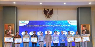 Ombusdman RI Sebut Maladministrasi di Kepri Tahun 2022 Masih Sangat Tinggi Gubernur Kepri Ansar Ahmad saat menghadiri acara penganugerahan opini pengawasan hasil penilaian penyelenggaraan pelayanan publik dari Ombudsman RI Perwakilan Kepri, terhadap kantor pertanahan, Polisi Resort, Pemerintah Provinsi dan Kabupaten/Kota se-Kepulauan Riau Tahun 2022, di Ballrom Hotel Planet Holiday Kota Batam, Senin (30/1). F,Diskominfo Kepri