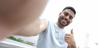 Vitinho Pemain Brasil Tiba di Semarang, Bakal Perkuat PSIS Semarang Pemain asing yang akan memperkuat PSIS Semarang yaitu Victor Guilherme Dos Santos Carvalho atau akrab disapa Vitinho telah tiba di Kota Semarang, Rabu (25/1) pagi F,LIB