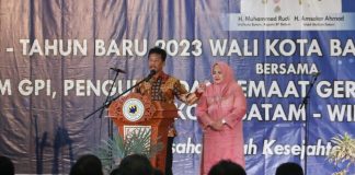 Hadiri Acara Tahun Baru GPI se Kota Batam, Rudi Ajak Semua Elemen Dukung Pembangunan Batam Wali Kota Batam, Muhammad Rudi menghadiri secara langsung acara tahun baru 2023 dan silaturahmi GPI se-Kota Batam Sabtu (21/1) malam F,Pemko Batam