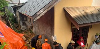 BMKG Prediksi Tanjungpinang Masih Diguyur Hujan Hari ini Sampai Besok, BPBD Minta Warga Waspada Tanah longsor di Jalan Cendrawasih 6, RT. 002/RW.003, kelurahan Batu sembilan, kecamatan Tanjungpinang Timur, Minggu (29/1) F, Pemko Tanjungpinang