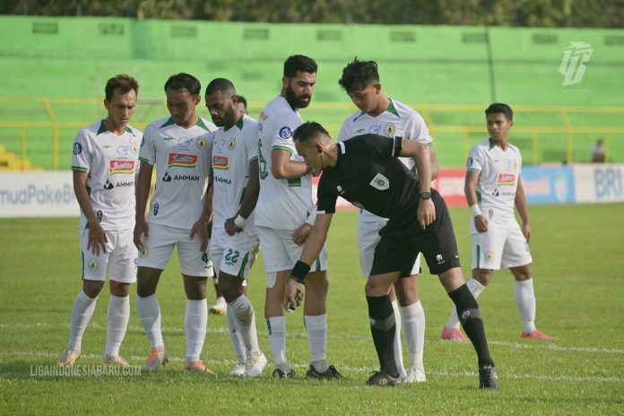 Posisi PSS Sleman klasemen sementara BRI Liga 1 2022/2023 berada di urutan papan bawah klasemen hingga pekan ke-18 atau laga putaran kedua.  F,LIB