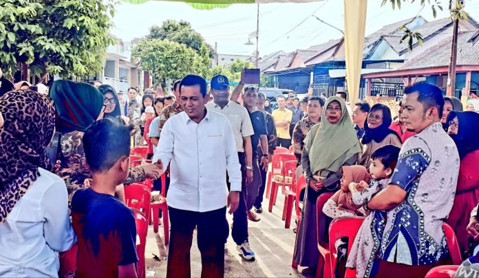 Gubernur Kepri H. Ansar Ahmad menggelar kunjungan kerja sekaligus silaturahmi bersama warga Perumahan Maitri Garden 2 Kelurahan Belian Kecamatan Batam Kota, Kota Batam, Sabtu (18/2) F, diskominfo Kepri