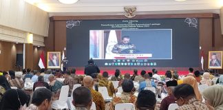 Wakili Sambutan DPRD se-Jawa dan se-Sumatera, Jumaga Nadeak Dukung Kinerja BPK Ketua DPRD Kepri Jumaga Nadeak didaulat memberi sambutan mewakili Ketua DPRD se-Jawa dan se-Sumatera. Pertemuan ini sempena Entry Meeting Atas Pemeriksaan Laporan Keuangan Kementerian/Lembaga dan Pemerintah Daerah Tahun 2022 F,DPRD Kepri