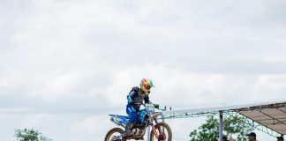 Personilnya Harumkan Polres Bintan di Motocross, Kapolres Minta Warga Salurkan Bakat Jangan di Jalan Umum Kapolres Bintan AKBP Riky Iswoyo mengapresiasi Bripda Mohammad Ibnu Chaldun personil Polsek Bintan Timur Polres Bintan yang berhasil meraih 3 tropi di 3 kelas berbeda diantaranya juara 2 Grasstrack Campuran 2T&4T s/d 250cc Junior Kepri, Juara harapan 1 kelas Bebek 2T&4T s/d 130cc Open, dan Juara 2 kelas Trail Standart s/d 155cc Junior dalam kejuaraan Motocross & Gasstrack Wali Kota Cup I 2023 Sabtu (11/3) F,Polres Bintan