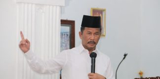 Wali Kota Batam Apresiasi Realisasi Zakat di Batam Mencapai Rp37.6 Miliar Wali Kota Batam, Muhammad Rudi, mengapresiasi capaian zakat di Batam tahun 2023. Realiasasi zakat, infak dan sebagainya mencapai Rp37,6 miliar F,Pemko Batam