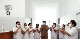 Pelayanan dan Mutu Meningkat, RSUD dt Hadrianus Sinaga Raih Akreditasi Paripurna RSUD dr. Hadrianus meraih Akreditasi bintang lima (Paripurna) berdasarkan hasil penilaian tim Akreditasi yang dilaksanakan Komisi Akreditasi Rumah Sakit (KARS) tahun 2023 F,BI