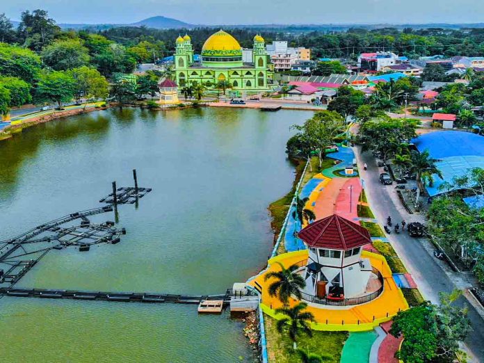 Taman Kota Kijang menjadi tempat kawasan strategis pariwisata untuk rekreasi keluarga F,Dispar