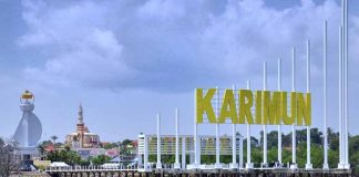 Coastal Area Karimun, Kawasan Strategis Pariwisata Perpaduan Wisata Kuliner, Olahraga dan Tongkrongan Keluarga Coastal Area Karimun merupakan kawasan strategis pariwisata di Kabupaten Karimun, Provinsi Kepri yang memadukan konsep pariwisata, kuliner, pusat olahraga dan tempat tongkrongan paling mengasyikkan F,Pemkab Karimun