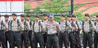 37 Siswa Latihan Kerja Melakukan Diktukba di Polresta Tanjungpinang Sebanyak 37 Siswa Latihan Kerja (Latja) melaksanakan Pendidikan Pembentukan Bintara (Diktukba) Polri T.A 2023 Sekolah Polisi Negara (SPN) Polda Kepri di Lapangan Apel Mapolresta Tanjungpinang, Senin (29/05) F,Polresta Tanjungpinang