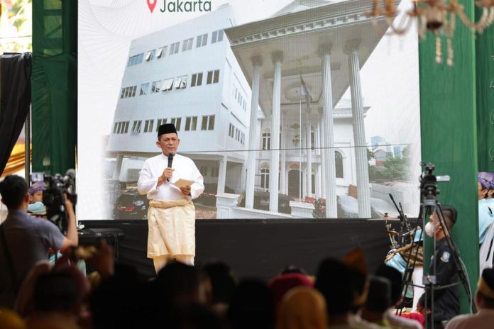 Rumah singgah milik Pemerintah Provinsi Kepulauan Riau ini telah diresmikan Gubernur H. Ansar Ahmad bersamaan dengan halalbihalal masyarakat Kepri se-Jakarta, Minggu (14/05) F,Diskominfo Kepri