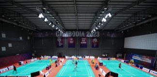 Rionny Mainaky Sebut Venue dan Perkampungan Atlet di Kamboja Tidak Mengecewakan Kepala Bidang Pembinaan dan Prestasi PP PBSI, Rionny Mainaky, memuji SEA Games 2023 yang diselenggarakan di Phnom Penh, Kamboja f,pbsi