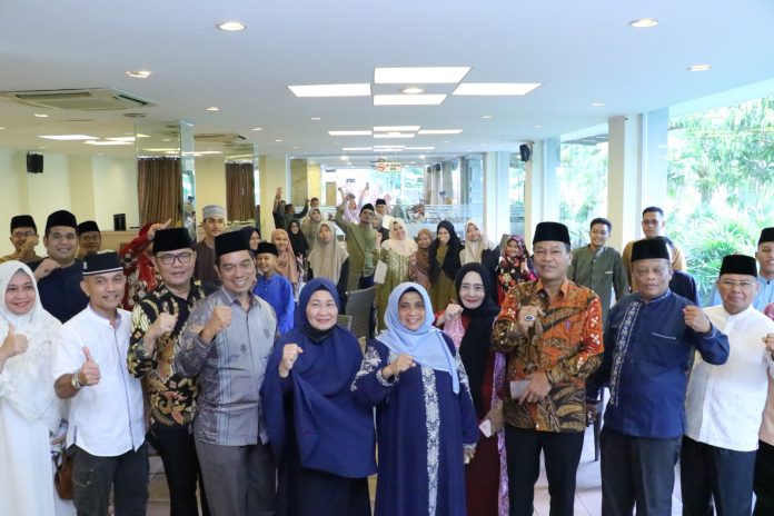 Wali Kota Tanjungpinang, Rahma, melepas secara resmi kafilah utusan Kota Tanjungpinang untuk mengikuti STQH tingkat Provinsi Kepulauan Riau di aula hotel Bintan Beach Resort, Minggu (7/5) F, Pemko Tanjungpinang