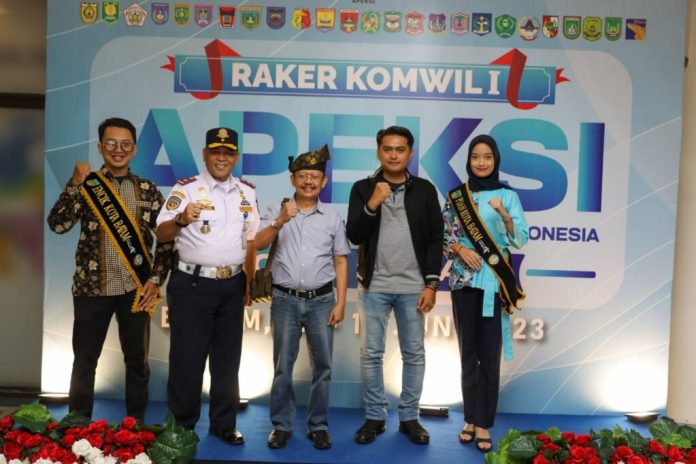 Raker Komwil 1 APEKSI di Kota Batam ini akan berlangsung Selasa-Kamis (13-15/6). Sejumlah peserta mulai tiba di Kota Batam, Selasa (13/6) F, Pemko Batam