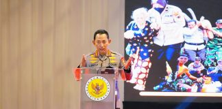 Kapolri Serukan Polri Siap Jadi Organisasi Modern yang tidak anti kritik Kapolri dalam kegiatan Penganugerahan Komisi Kepolisian Nasional (Kompolnas) Award Tahun 2023, di The Sultan Hotel, Jakarta, Rabu, 21 Juni 2023, malam f, Humas Polri