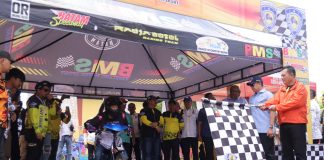 Kenduri Otomofit Kepri Digelar Tiga Hari di Batam Gubernur Kepulauan Riau, H. Ansar Ahmad, bersama Ketua Umum Ikatan Motor Indonesia (IMI), Bambang Susatyo, membuka Puncak Kenduri Otomotif Kepri Tahun 2023 di Sirkuit Non Permanen Stadion Temenggung Abdul Jamal Muka Kuning Kota Batam, Minggu (16/7) f,Diskominfo Kepri