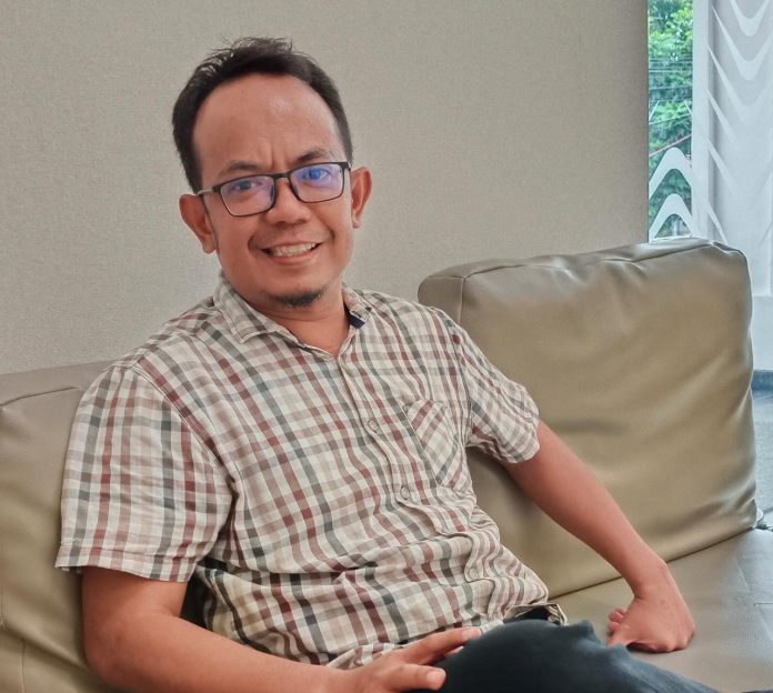 Direktur Perwakilan Public Trust Institute ( PuTIn) Kepulauan Riau Robby Patria f,kiriman untuk BI
