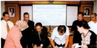 Investasi Rempang Dimulai Era Nyat Kadir, Disetujui DPRD Batam sejak Tahun 2004 Lalu Pemko Batam yang diwakili Nyat Kadir dan PT Makmur Elok Graha (MEG) meneken nota kesepahaman (MoU) tanggal 26 Agustus 2004 f,ist