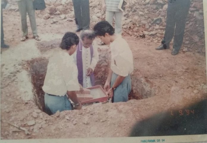 Peletakan batu pertama pembangunan Gereja Katolik Kristus Raja tahun 1996, F, Pak Polan