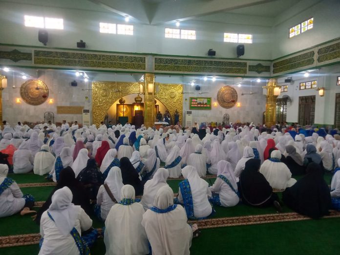 Pemko Tanjungpinang menggelar Gebyar Milad ke-42 Badan Kontak Majelis Taklim (BKMT) Kota Tanjungpinang, yang dilaksanakan di Masjid Agung Al-Hikmah, Sabtu (19/8/2023) f,diskominfo Tanjungpinang