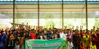 Turnamen Futsal Gempas 2023 Diharapkan Jadi Ajang Pencarian Bakat Anak Muda di Tanjungpinang Wali Kota Tanjungpinang, Hj Rahma, membuka secara resmi turnamen futsal Gempas Cup 2023 ini yang diselenggarakan di lapangan Planet Futsal, Jalan Engku Putri Tanjungpinang, Sabtu (19/8) f,diskominfo Tanjungpinang