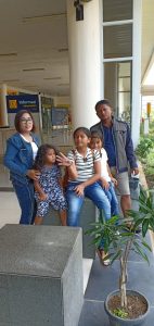 TH Nababan beserta keluarga