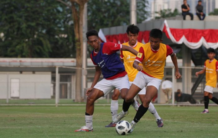 Lima pemain terpilih dalam seleksi yang dilakukan terhadap 50 pemain selama tiga hari dari tanggal 15-17 Agustus di Lapangan A Senayan, Jakarta f,pssi