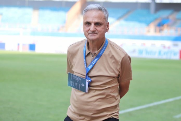 Pelatih PSS, Marian Mihail dalam sesi jumpa pers, Sabtu (12/8), mengatakan ingin meraih kemenanga perdana di kandang saat menghadapi Bhayangkara Presisi Indonesia FC hari Minggu (13/8) f,LIB