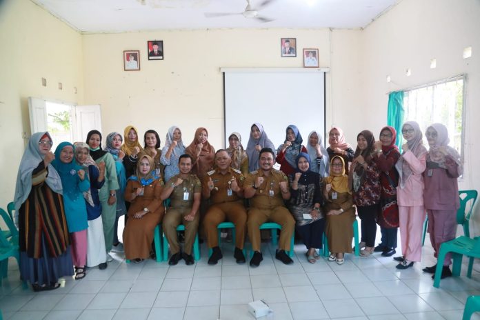 Kelurahan Pinang Kencana, menggelar rapat koordinasi beresiko stunting, di Aula kantor Kelurahan Pinang Kencana Selasa (1/8) f,Diskominfo Tanjungpinang