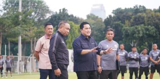Peluncuran resmi Logo dan Maskot Piala Dunia U-17 2023 di Indonesia Disambut Antusias Ketua PSSI Ketua Umum PSSI Erick Thohir antusias menyambut peluncuran resmi Logo dan Maskot Piala Dunia U-17 2023 di Indonesia oleh Federasi Sepakbola Internasional (FIFA) pada 1 September f,pssi