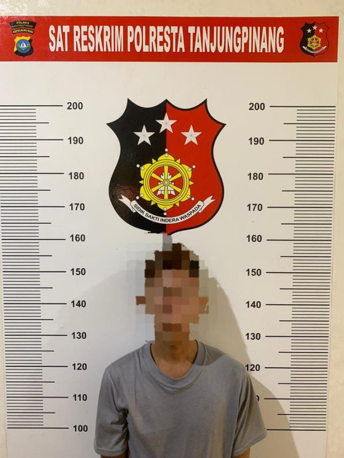 Tersangka pelaku curanmor berhasil ditangkap berinisial YPY, seorang laki-laki berusia 19 tahun dengan alamat di Kecamatan Serasan, Kabupaten Natuna f,Polresta Tanjungpinang