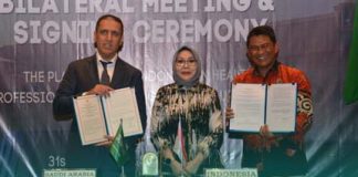 Indonesia dan Arab Saudi MOU Penempatan Tenaga Kerja Kesehatan di Kerajaan Arab Saudi Penandatanganan MOU antara Badan Pelindungan Pekerja Migran Indonesia Republik Indonesia dan the Deputyship of Human Resources Kementerian Kesehatan Kerajaan Arab Saudi tentang Penempatan Tenaga Kesehatan Indonesia di Kerajaan Arab Saudi telah dilakukan pada tanggal 1 September 2023 di Denpasar, Bali f,kemkes