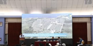 HMR: BP Batam Bekerja Maksimal, Rempang Jadi Momentum Kebangkitan Ekonomi Daerah Kepala Badan Pengusahaan (BP) Batam H Muhammad Rudi (HMR) bersilaturahmi dengan masyarakat Rempang di Asrama Haji Batam, Batamcenter, Minggu (24/9/2023) f,Pemko Batam