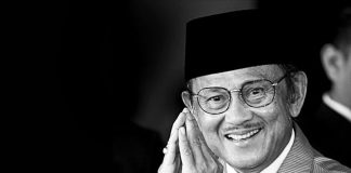 Melihat Rempang & Teori Balon Bj Habibie: Pemerintah Tak Akan Sengsarakan Masyarakat Mantan Presiden Indonesia Alm B.J Habibie f,ist