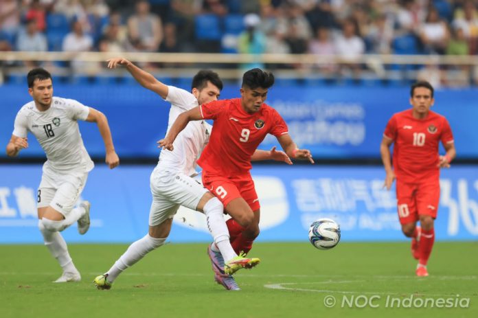 Indonesia kalah 0-2 dari Uzbekistan sehingga terhenti di babak 16 besar Asian Games 2022 di Stadion Shangcheng Sports Centre, Kamis (28/9) f,pssi