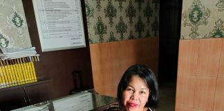 Terpisah dari Ibunya di Pasar, Anak ini Ditemukan Warga di Kawasan Perumahan Seorang anak yang sempat terpisah dari ibunya saat belanja di pasar kembali bertemu di Polsek Tanjungpinang Timur, Kamis (19/10) f,Polsek Tanjungpinang Timur