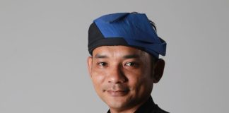 Malam Puncak Peringatan Sumpah Pemuda akan Dimeriahkan Road Roots Ketua Karang Taruna Provinsi Kepri, Fachrul Z Ahmad mengatakan band asal Batam, Road Roots akan meramaikan perhelatan festival sumpah pemuda tingkat Provinsi di Tanjungpinang, Sabtu (28/10) f,karang taruna