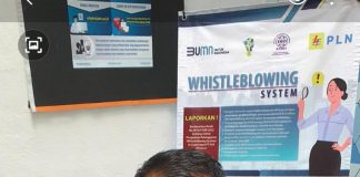 Televisi Warga Tersambar Petir di Tanjungpinang, ini Saran dari PLN Tanjungpinang Manajer ULP Bintan Center, Tanjungpinang, Fauzi Anwar, Selasa (24/10), mengatakan kepada pelanggan PLN Tanjungpinang apabila cuaca hujan disertai petir dihimbau untuk segera mencabut peralatan yang terhubung dengan stop kontak serta off kan mcb yang berada di kwh meter f,dok