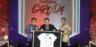 Sinar Mas Tandatangani Kesepatakan Mitra dengan PSSI Penandatanganan kesepakatan kemitraan antara PSSI dan Sinar Mas digelar dalam sebuah acara Partner Summit yang diadakan oleh PSSI, Rabu, (27/9) f,pssi.