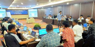 31 Media Kawasan Indonesia Timur Ikuti Pelatihan Cek Fakta Pelatihan cek fakta seri Makassar digelar 14-16 November 2023, dibuka oleh Wakil Ketua Umum AMSI sekaligus CEO KGI Network, Upi Asmaradhana F,amsi