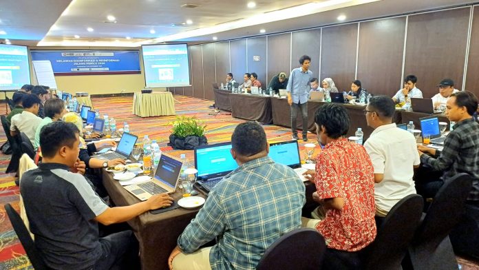Pelatihan cek fakta seri Makassar digelar 14-16 November 2023, dibuka oleh Wakil Ketua Umum AMSI sekaligus CEO KGI Network, Upi Asmaradhana F,amsi