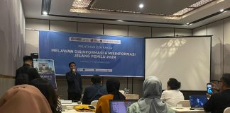 Bersih Ruang Digitalnya, Kredibel Pemilunya, AMSI Gelar Pelatihan Cek Fakta di Padang Aliansi Jurnalis Independen bersama Koalisi Cek Fakta serta Google News Initiative, menggelar pelatihan cek fakta melawan disinformasi dan misinformasi jelang pemilu 2024 pada 7–9 November di Hotel Santika Premiere Padang f,BI